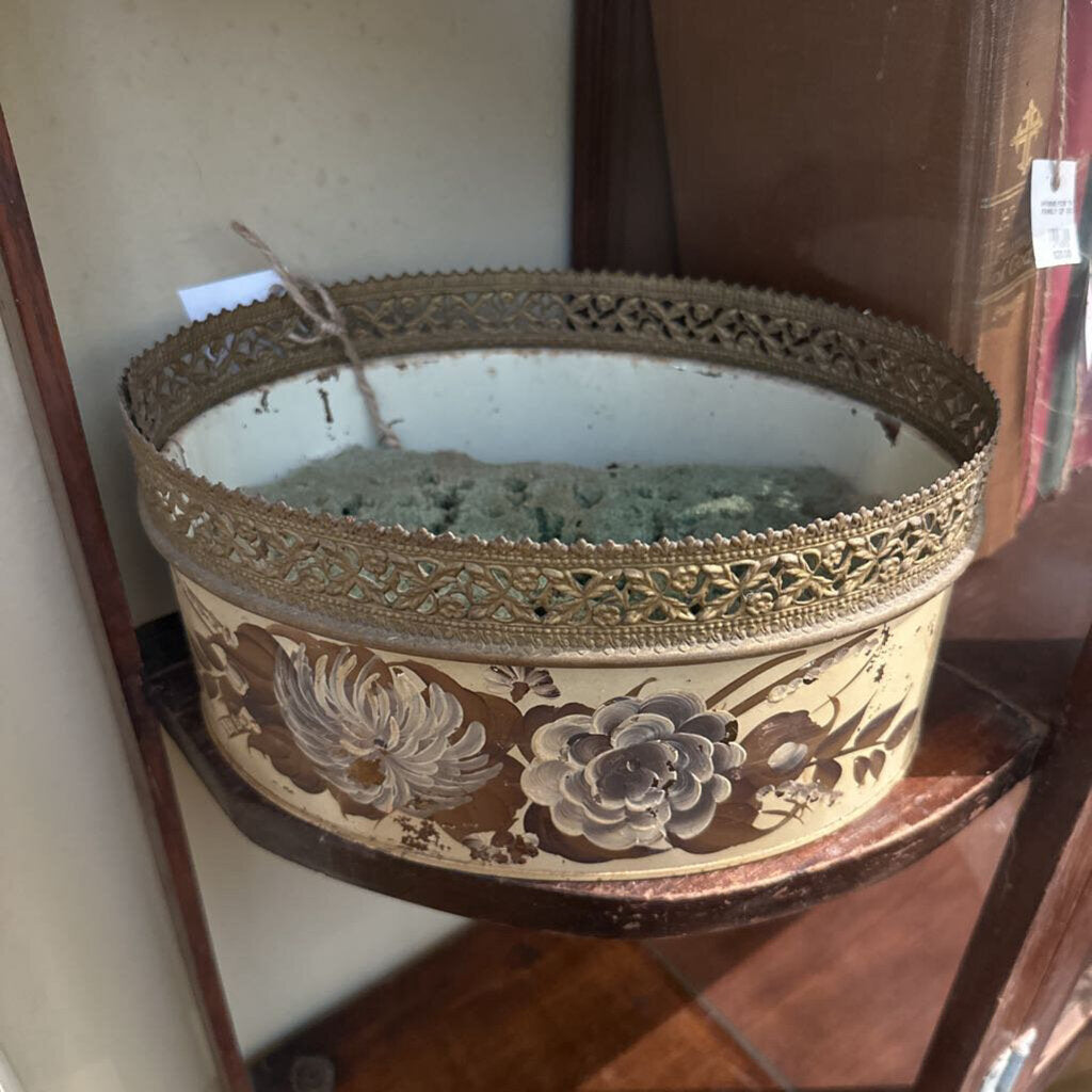 TOLE OVAL CANISTER