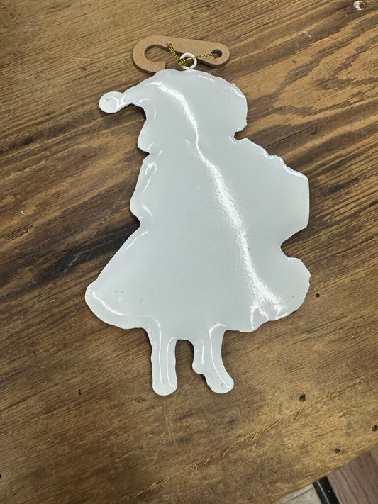 METAL GIRL ORNAMENT