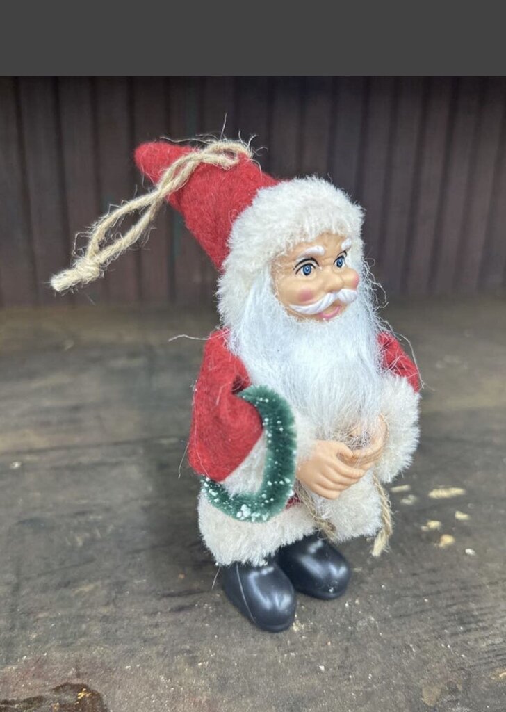 SANTA HOLDING WREATH ORNAMENT