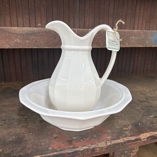 VINTAGE PLATZGRAF PITCHER AND BASIN
