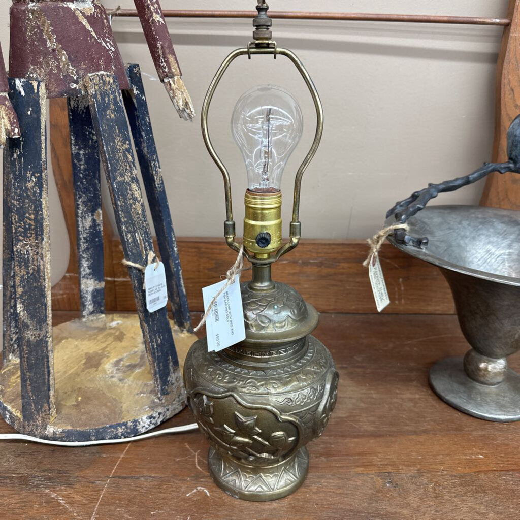 BRASS LAMP WITH BIRD AND FISH CARVING