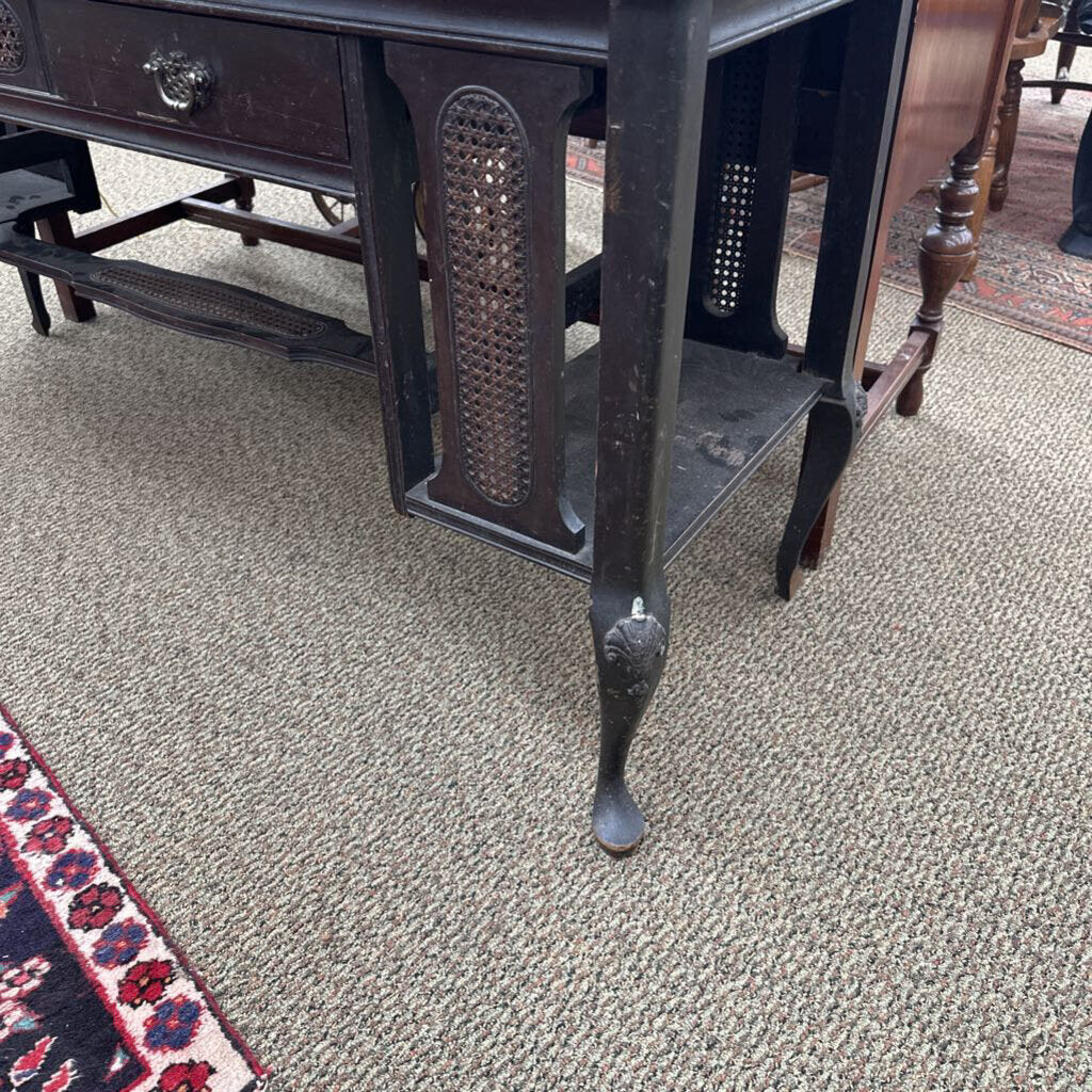 EARLY 1900'S EXECUTIVE WRITING DESK BY KNOXVILLE TABLE AND CHAIR CO.