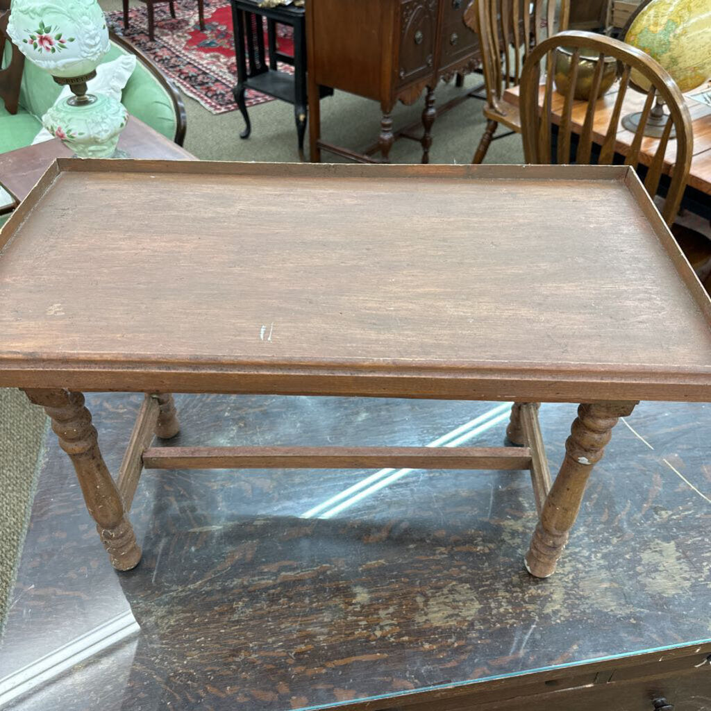 SMALL SIDE TABLE
