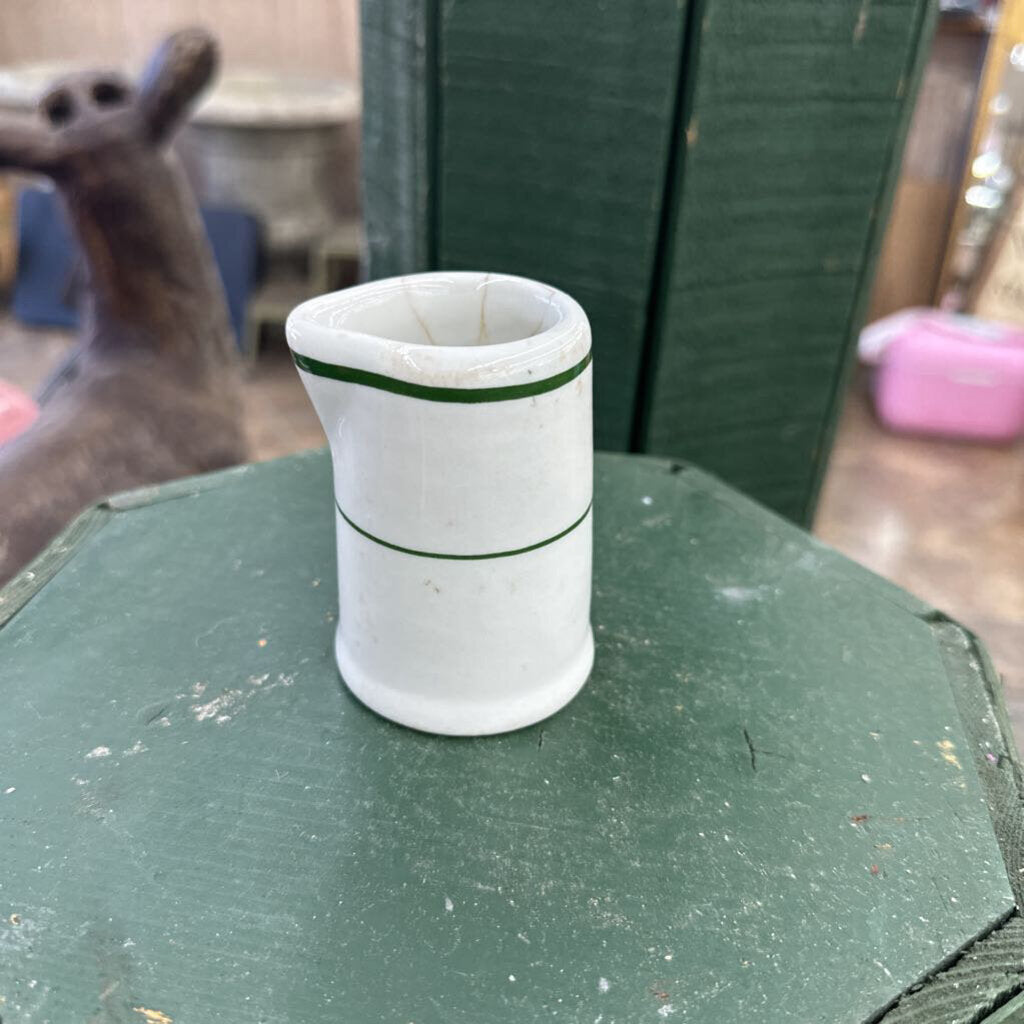 INDIVIDUAL CREAMER