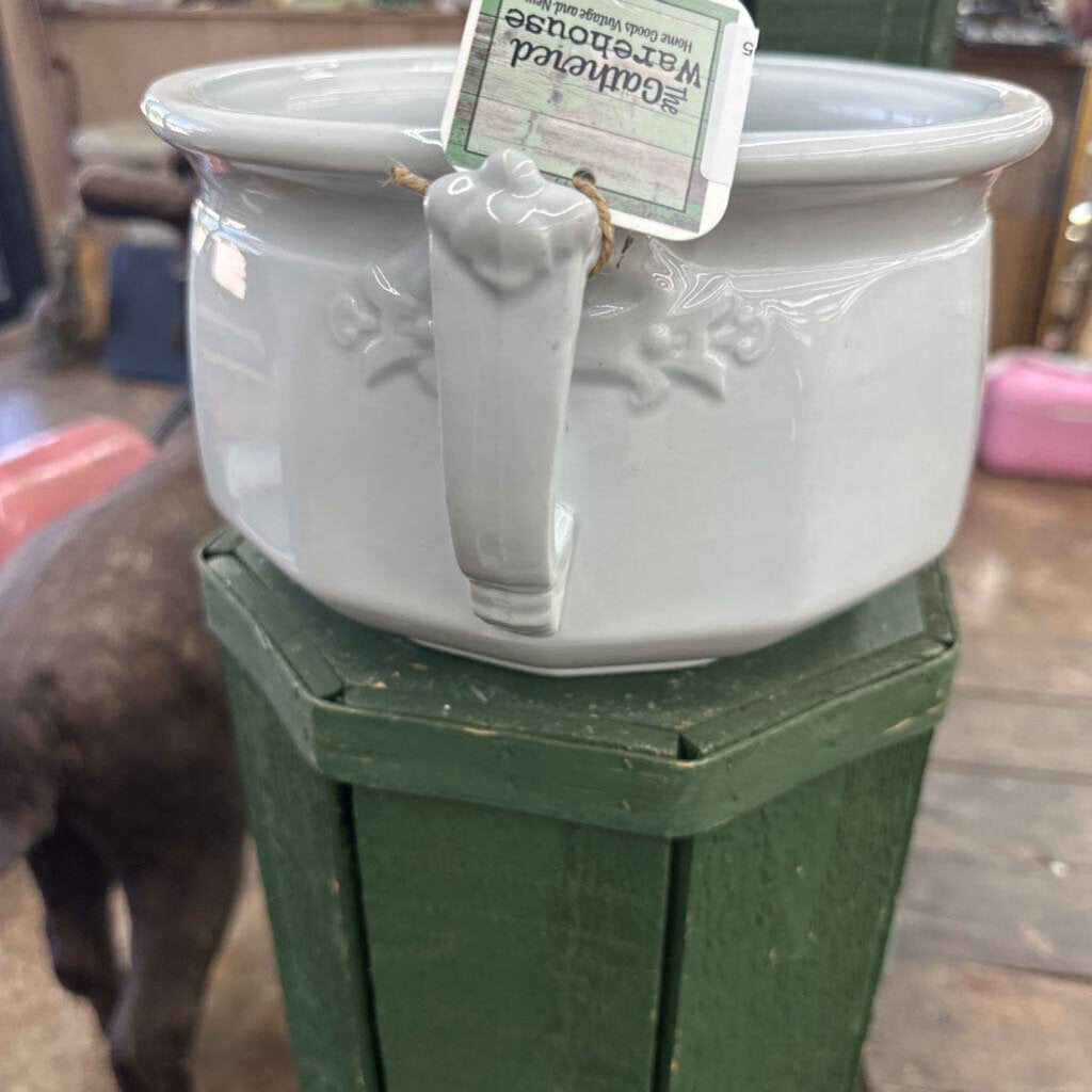 IRONSTONE CHAMBER POT