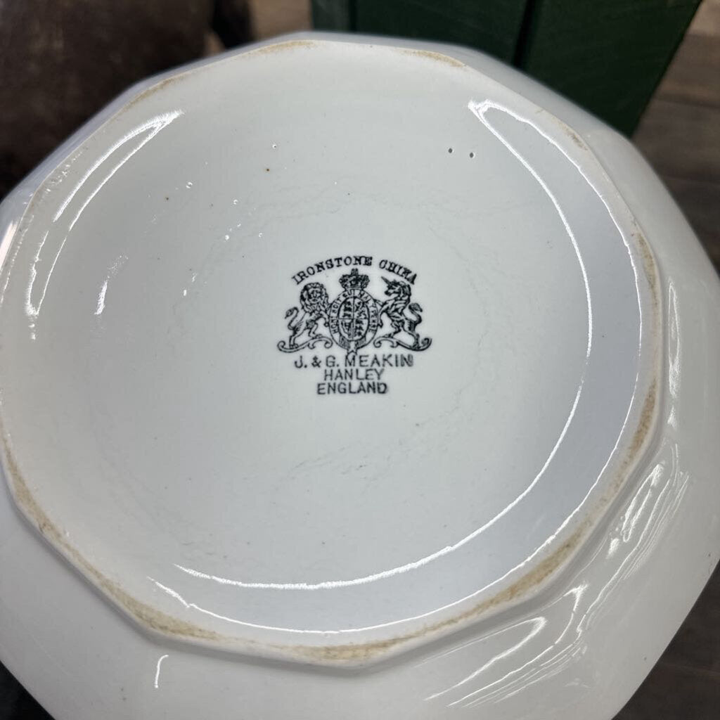 IRONSTONE CHAMBER POT