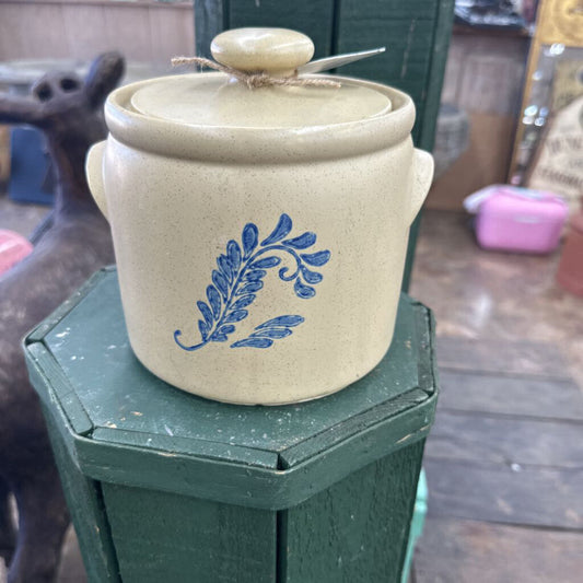 MCCOY 1420 BEAN POT WITH LID