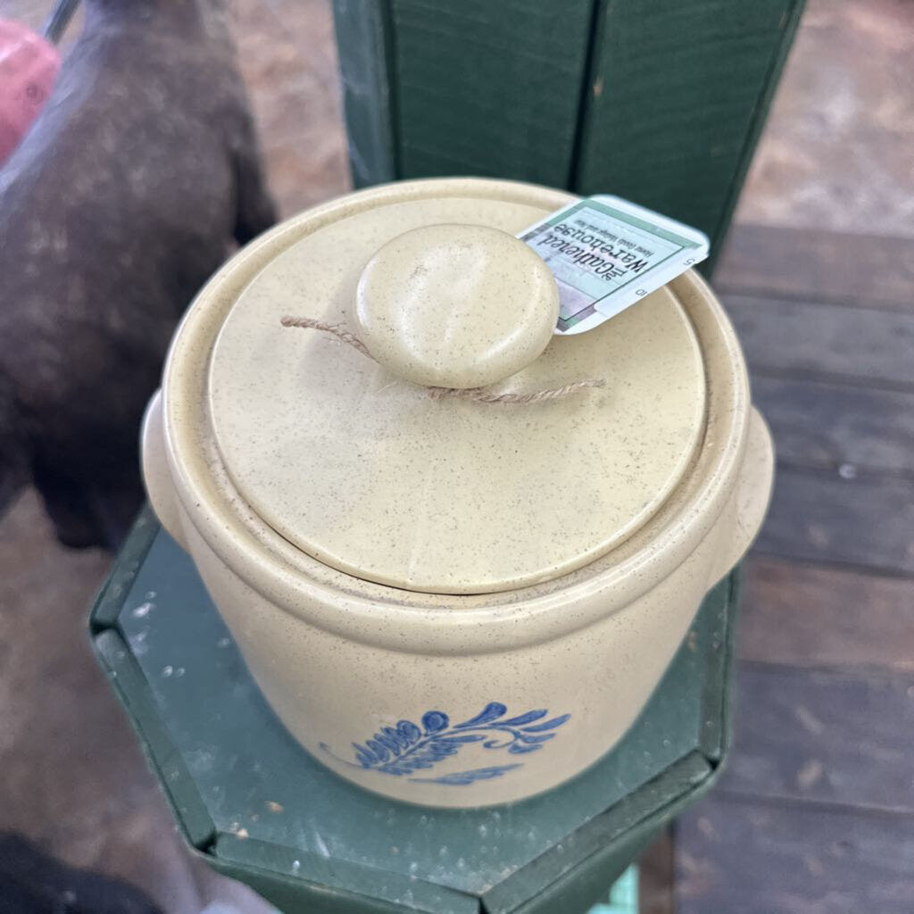 MCCOY 1420 BEAN POT WITH LID