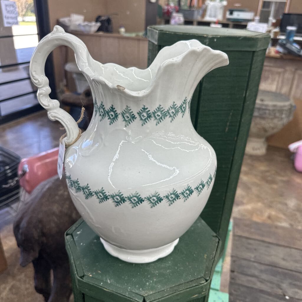 IRONSTONE PITCHER