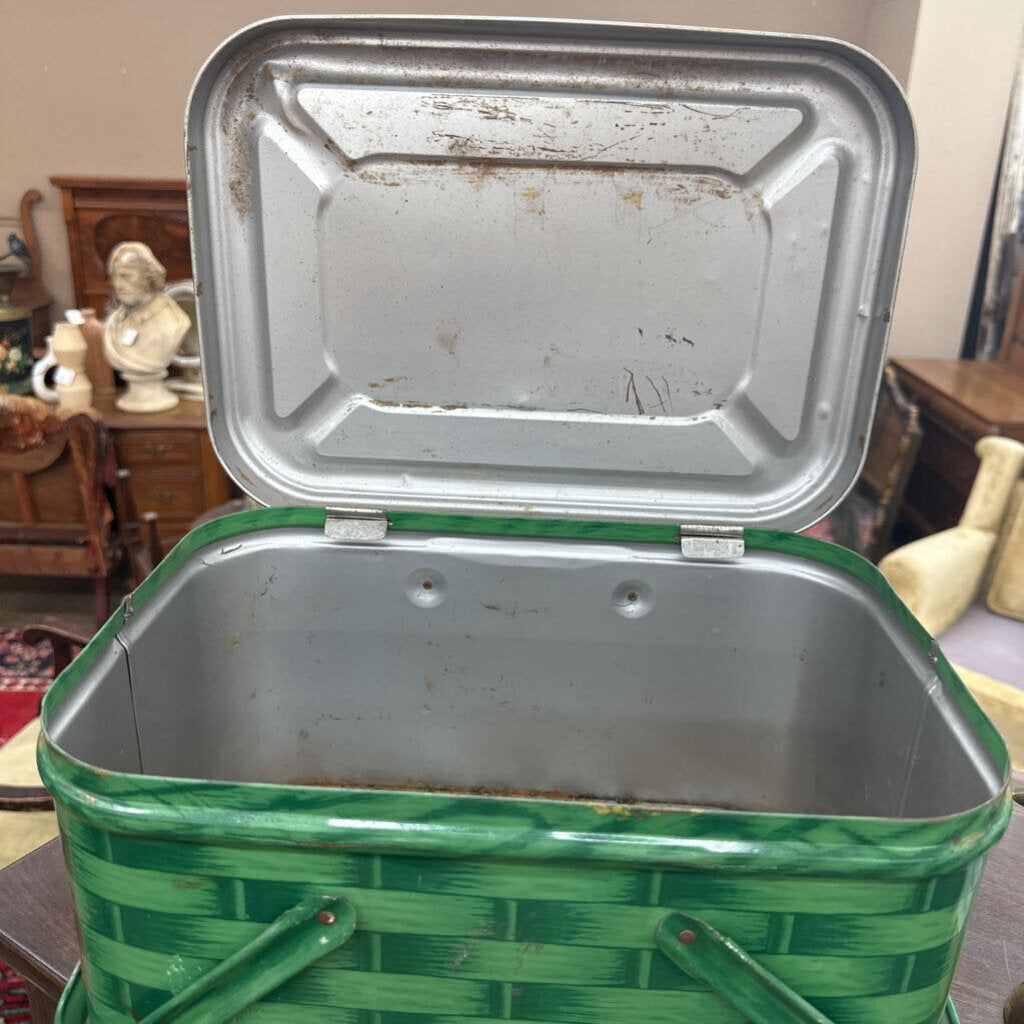 METAL PICNIC BASKET