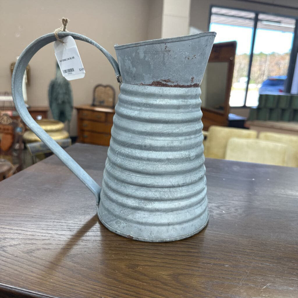 WATERING CAN