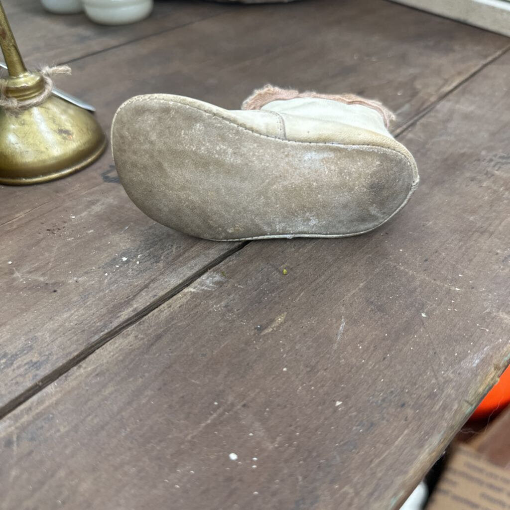 LEATHER BABY SHOE