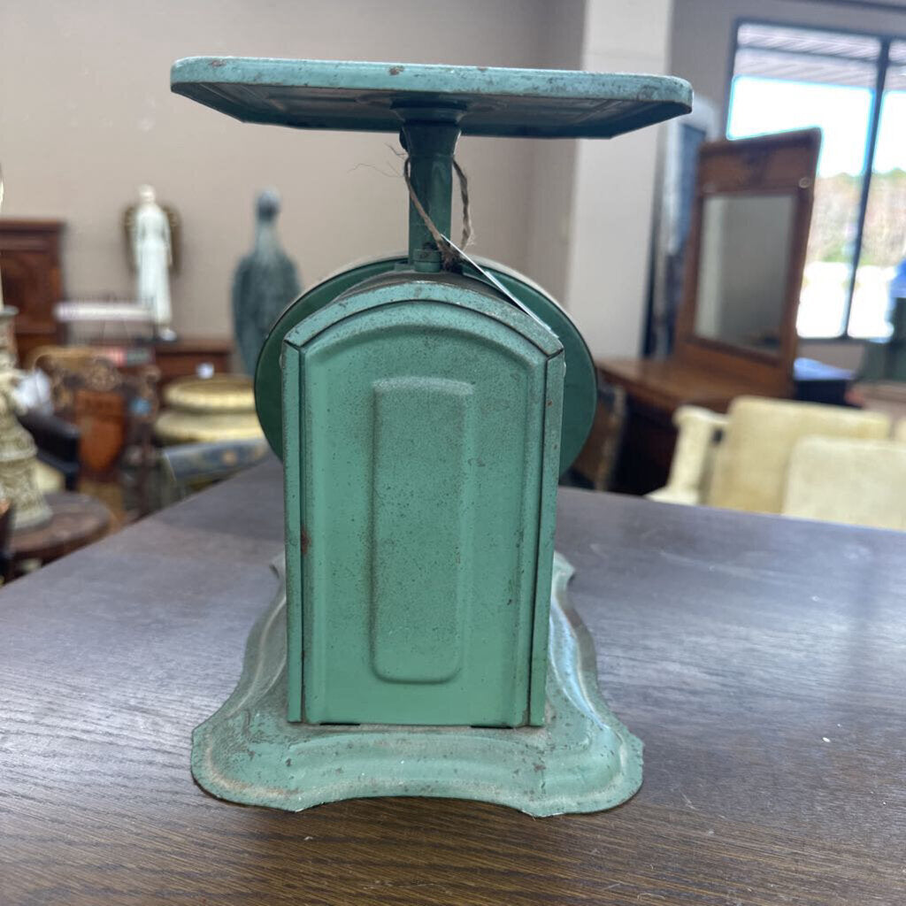 UNIVERSAL HOUSEHOLD SCALE