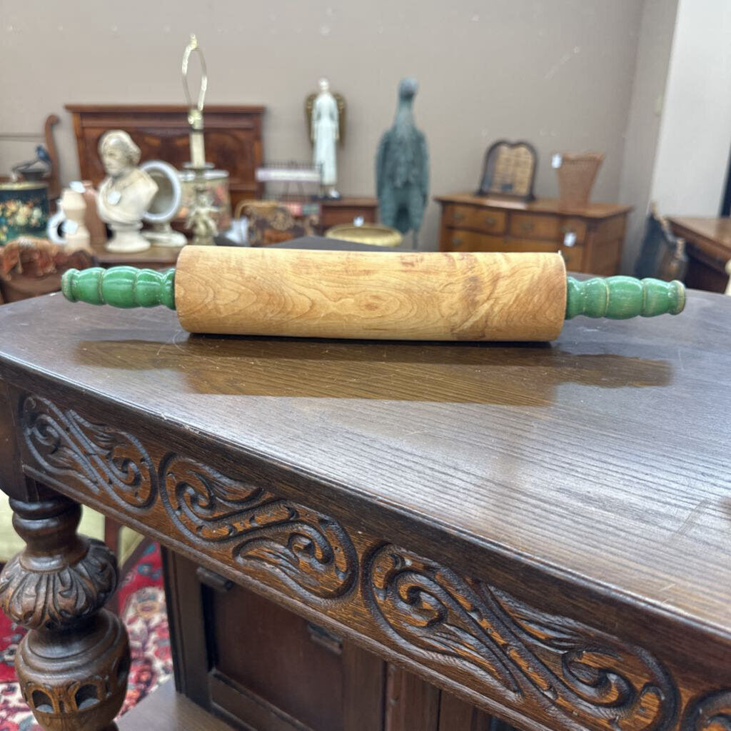 WOODEN ROLLING PIN