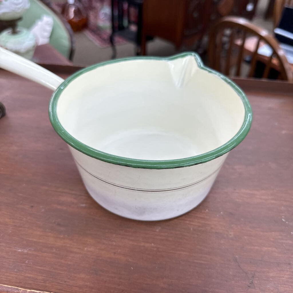 ENAMEL SAUCEPAN