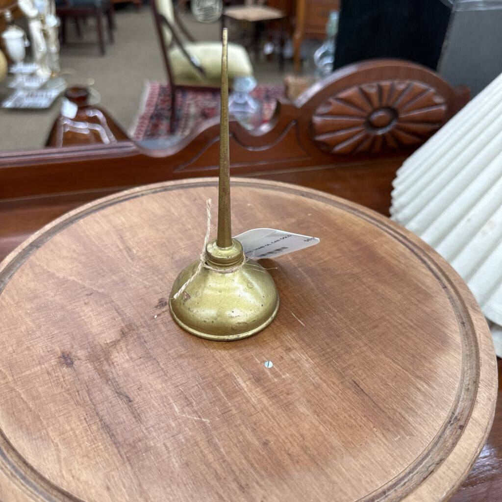 BRASS THUMB OIL CAN