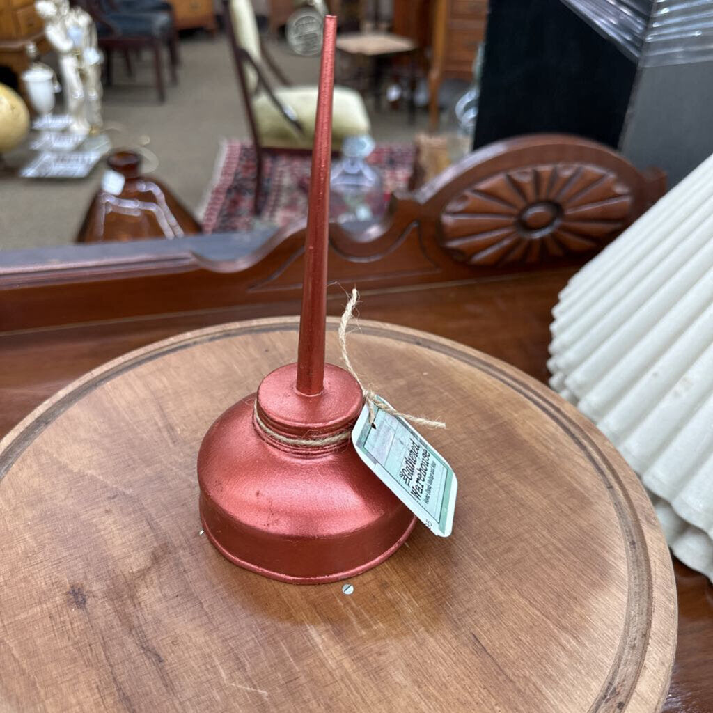 THUMB OIL CAN