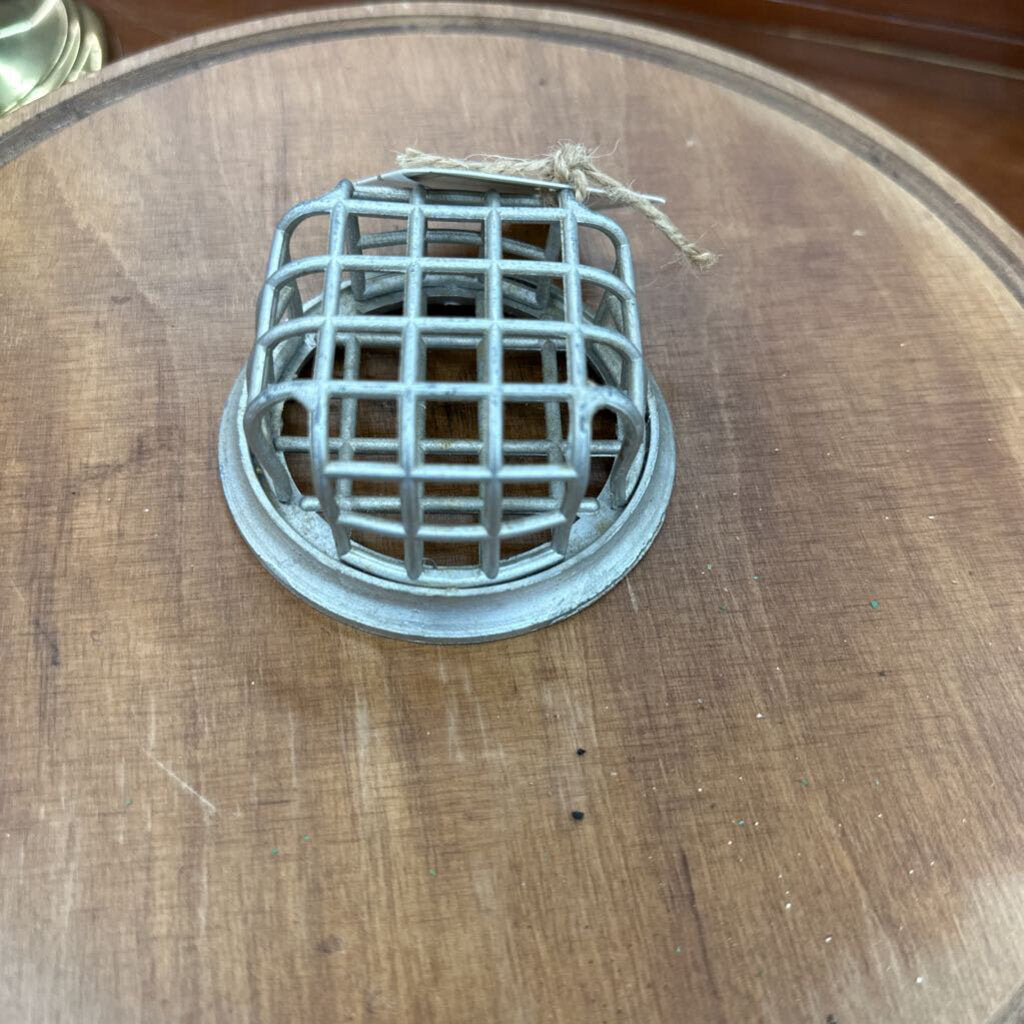 VINTAGE METAL CAGE FLOWER FROG