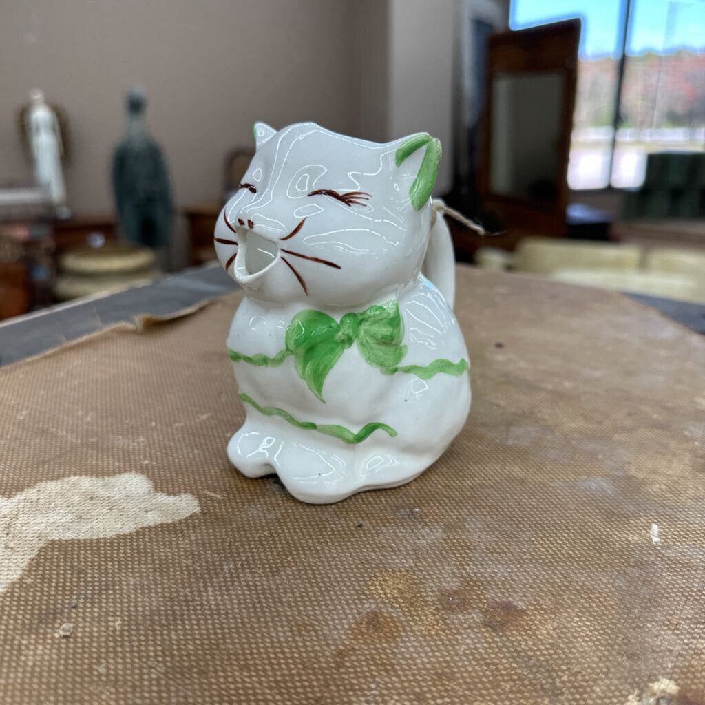 CERAMIC CAT CREAMER