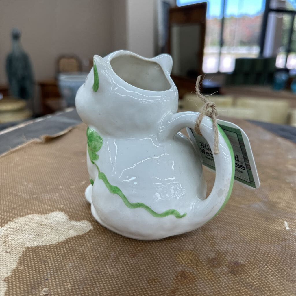 CERAMIC CAT CREAMER