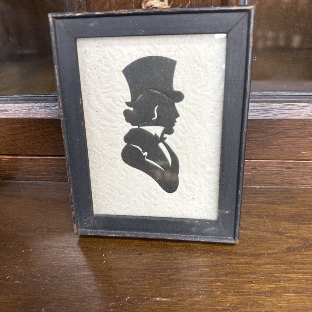 VINTAGE SILHOUETTE OF MAN