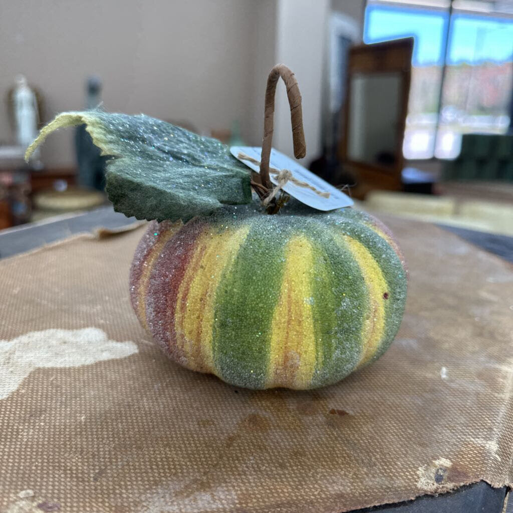 GLITTER STRIPED PUMPKIN