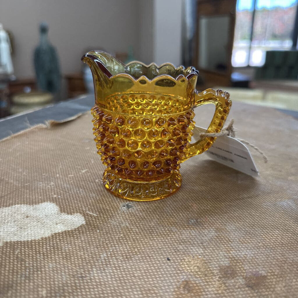 HOBNAIL CREAMER