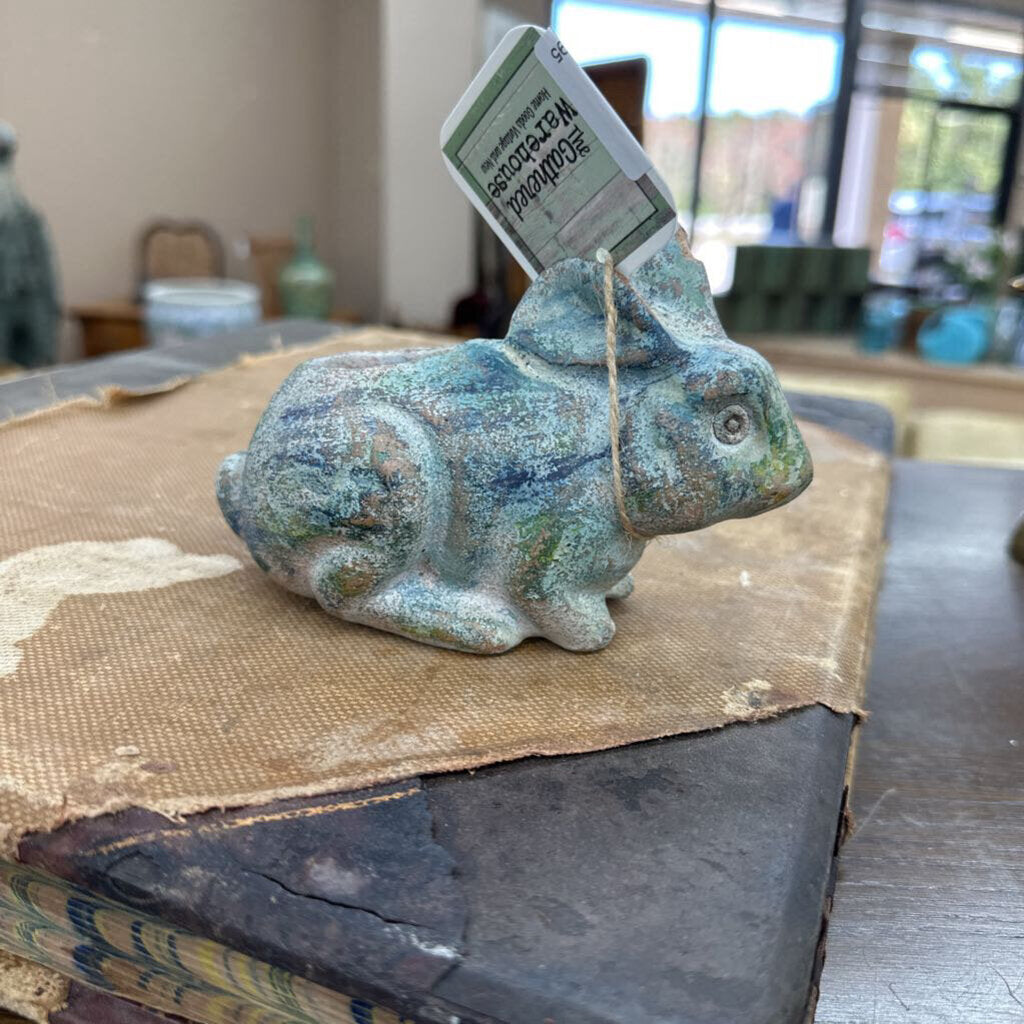RABBIT PLANTER
