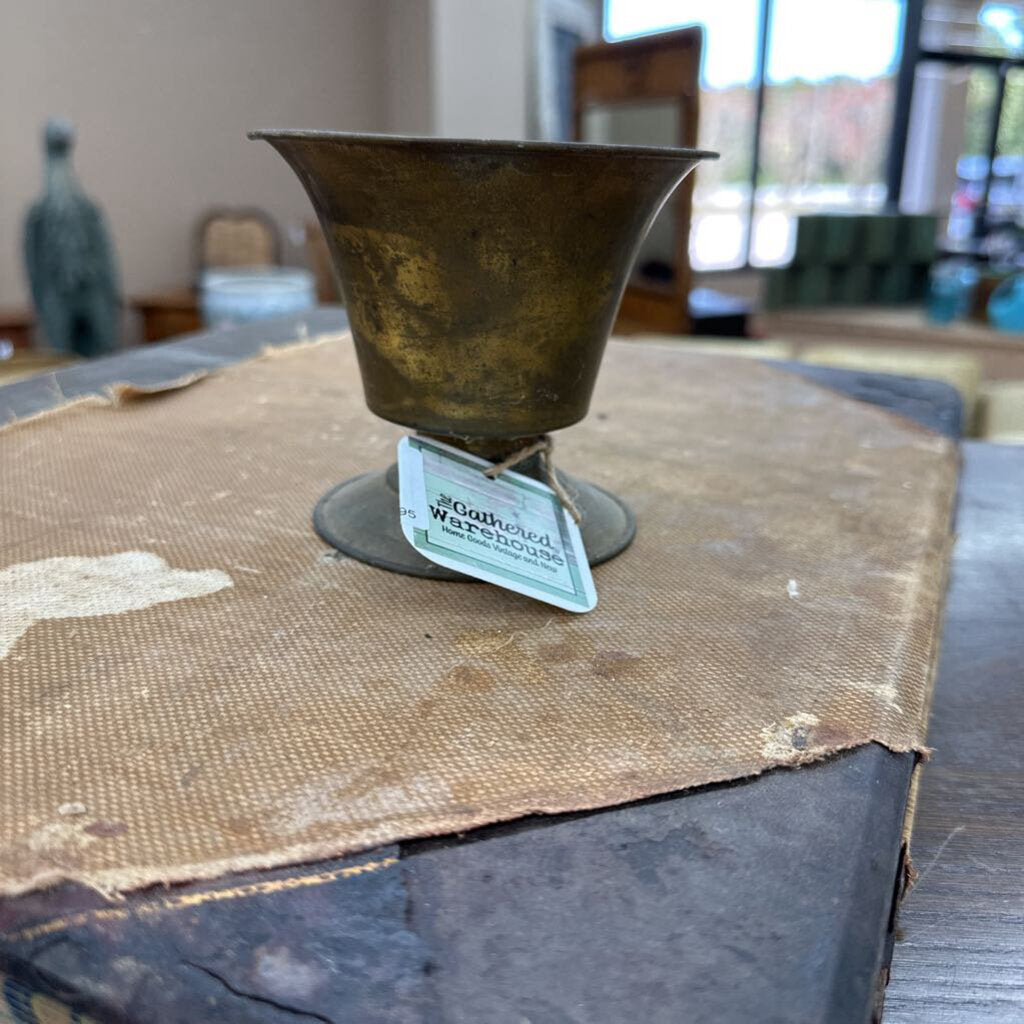METAL PLANTER