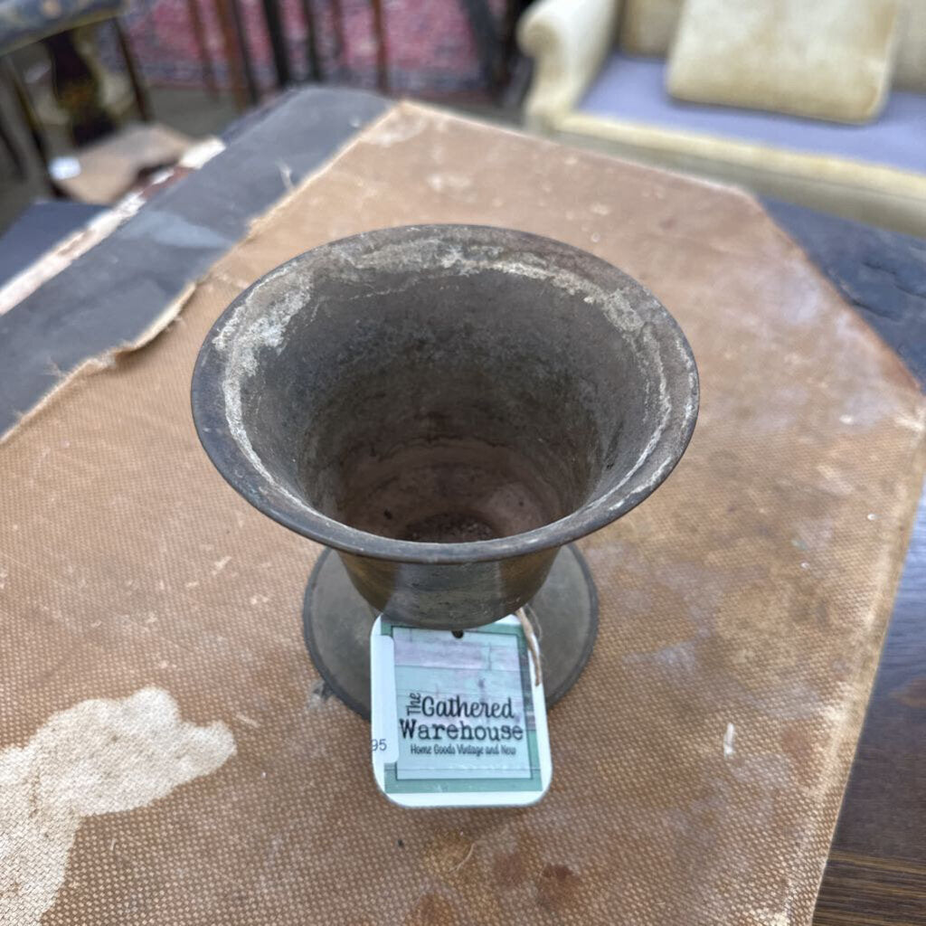 METAL PLANTER