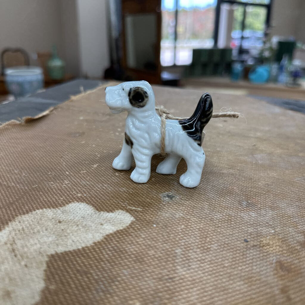 CERAMIC DOG
