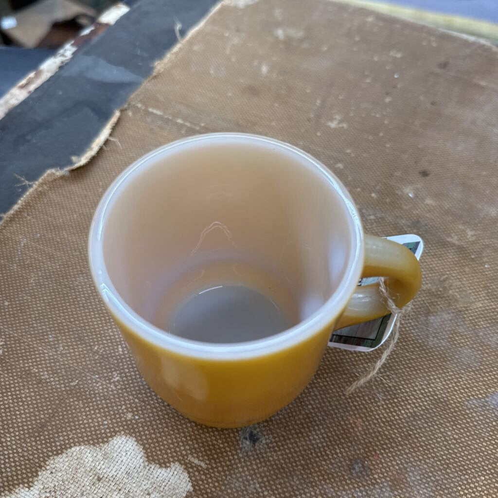 VINTAGE ANCHOR HOCKING FIRE KING C HANDLE MUG