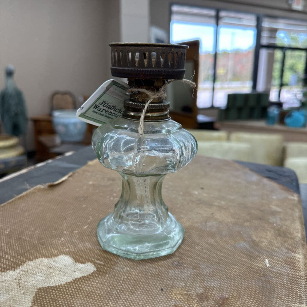 KEROSENE LAMP BASE