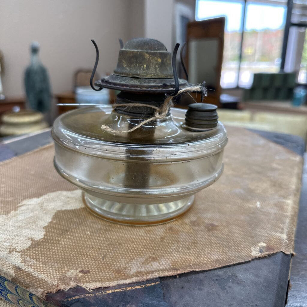 KEREOSENE LAMP BASE