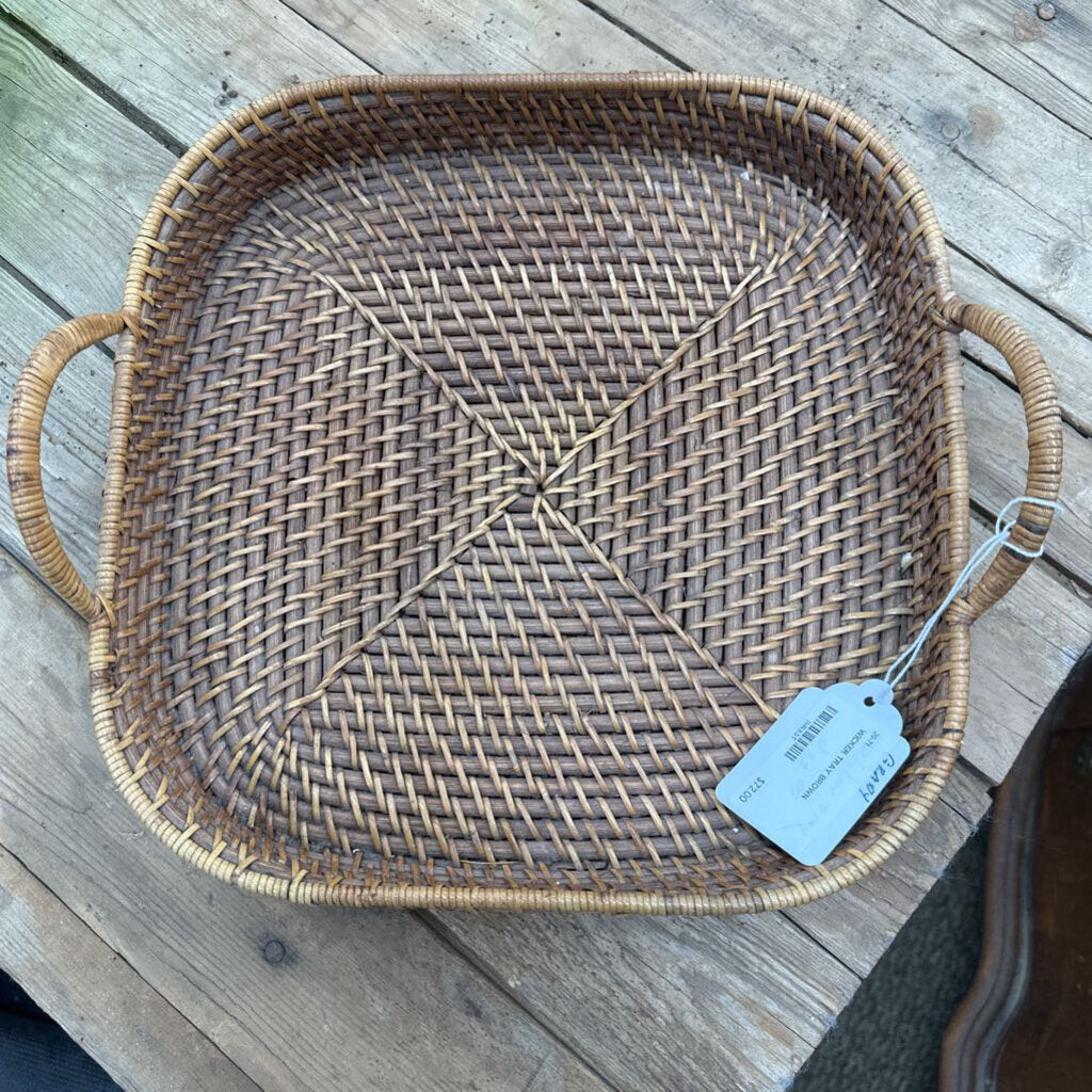 WICKER TRAY