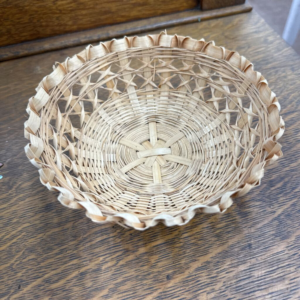 ROUND BASKET