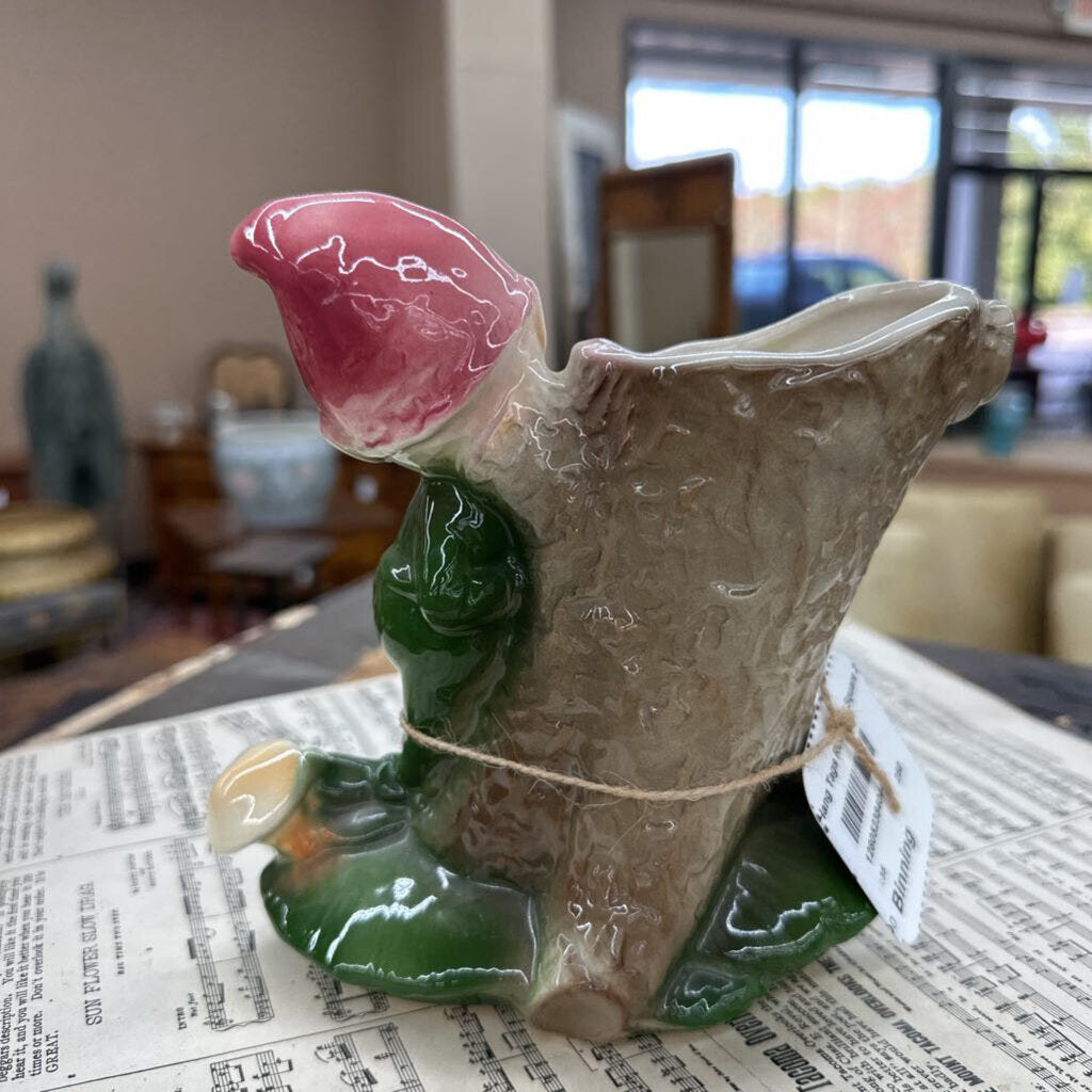 ROYAL COPLEY PIXIE ELF AND TREE STUMP PLANTER