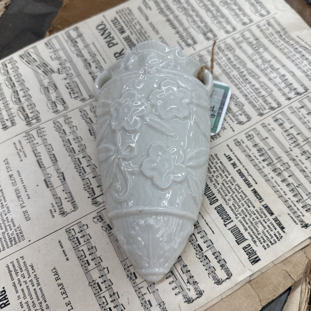 HANGING WALL VASE FROM JAPAN 1940'S-1950'S