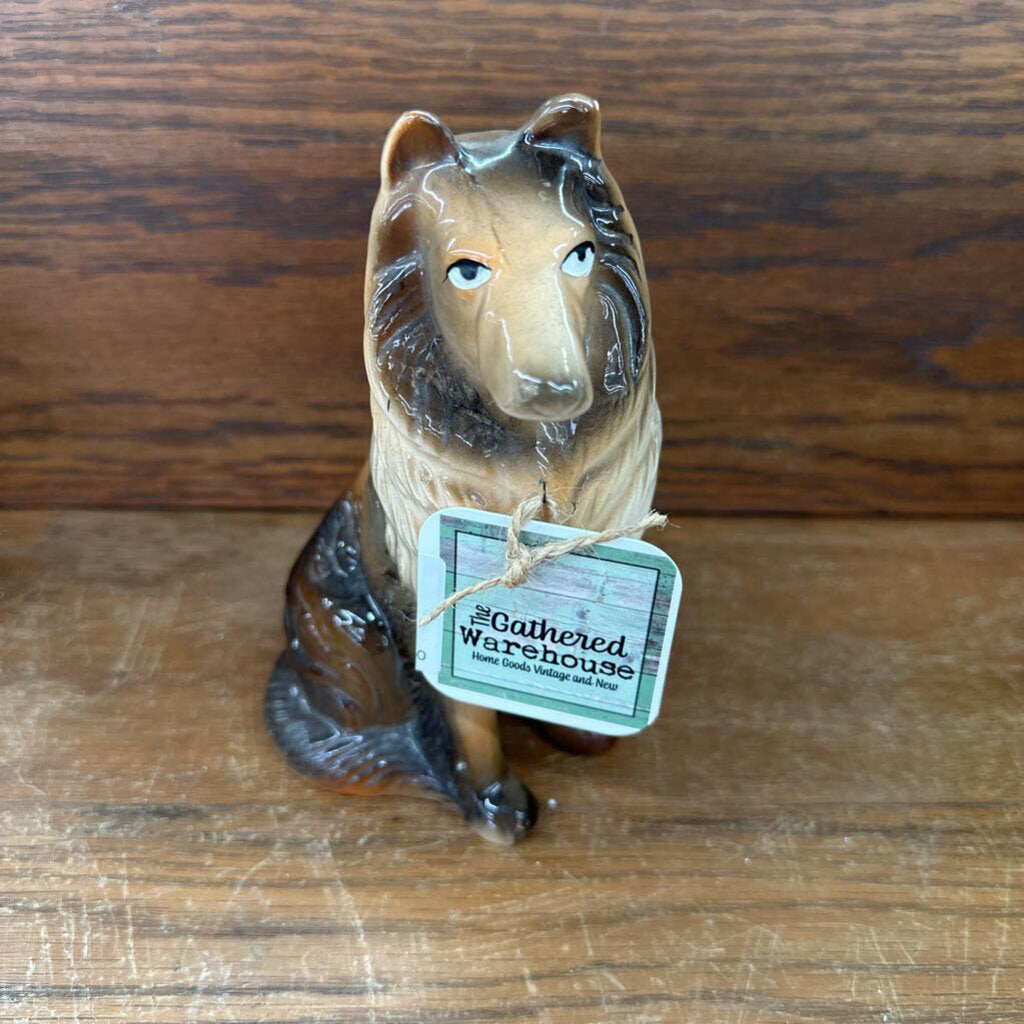 COLLIE/LASSIE DOG FIGURINE