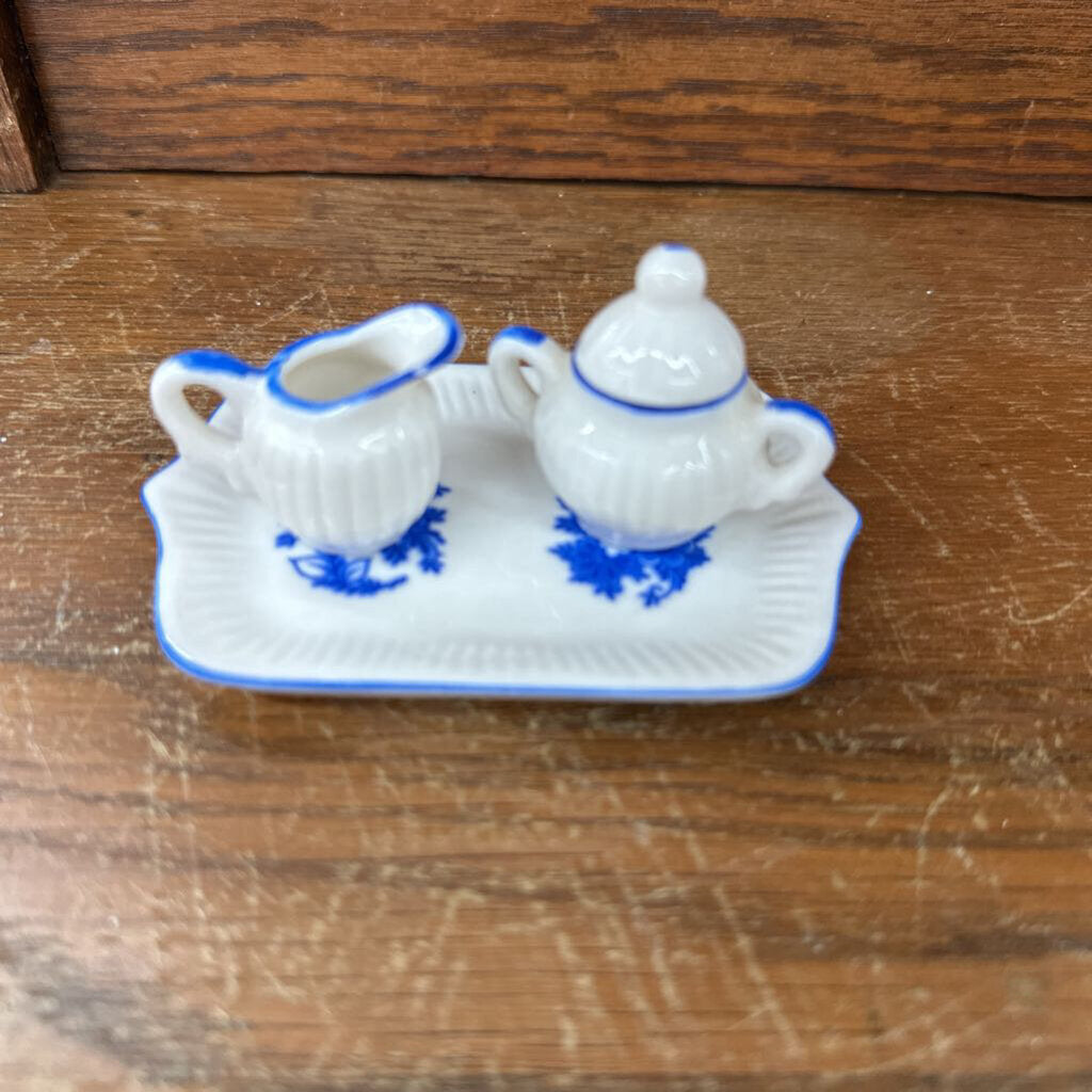 MINI PORCELAIN TEA SET