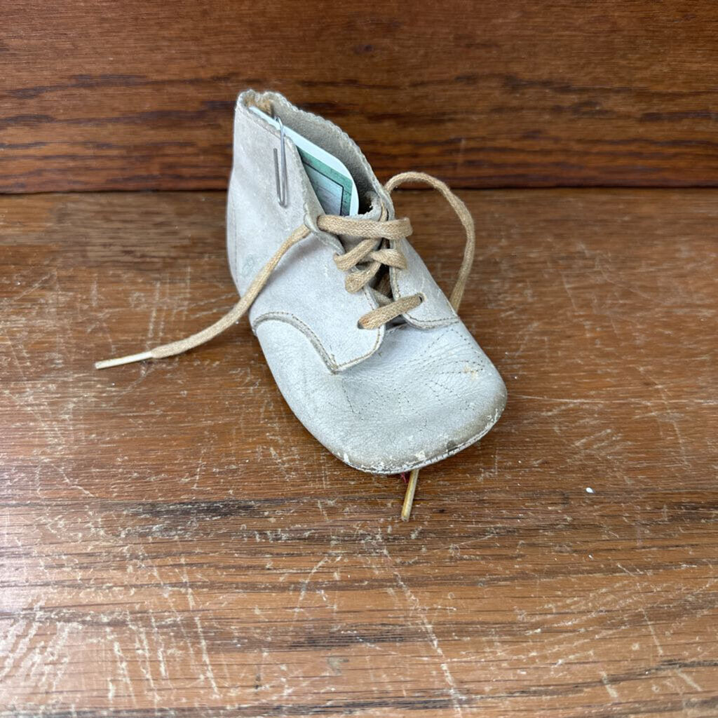 LEATHER BABY SHOE