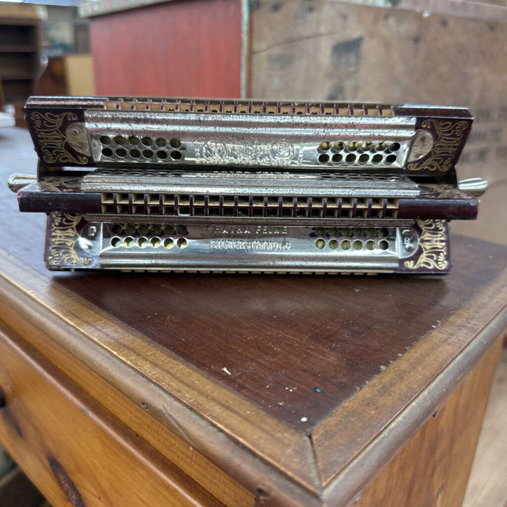 VINTAGE HOHNER SEXTET MULTI-KEY TREMOLO HARMONICA IN ORIGINAL BOX