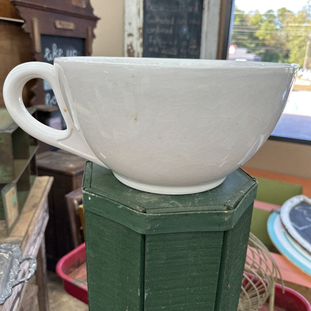 BATTER BOWL WITH HANDLE