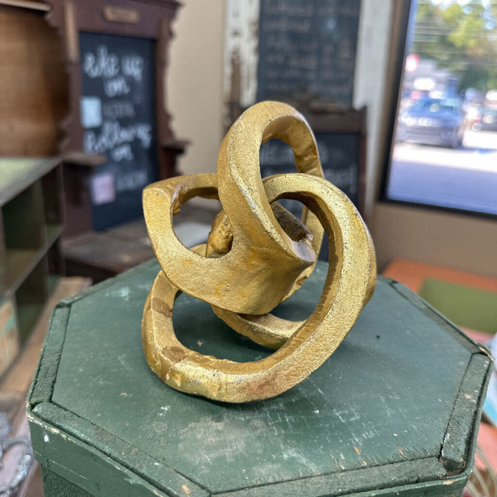 METAL KNOT