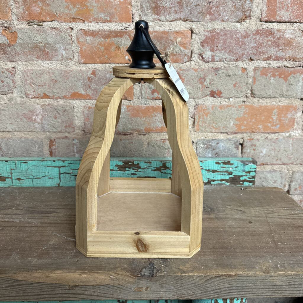 WOOD LANTERN