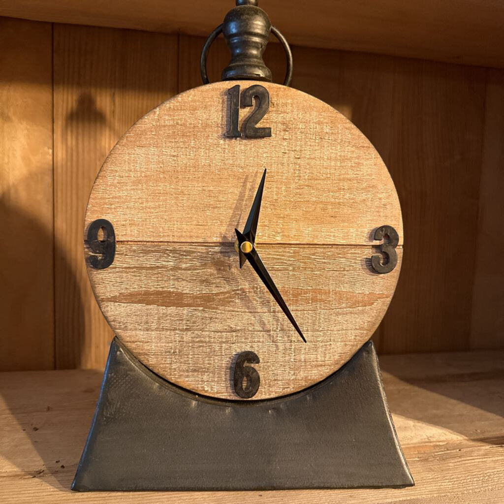 MODERN FARMHOUSE TABLETOP CLOCK