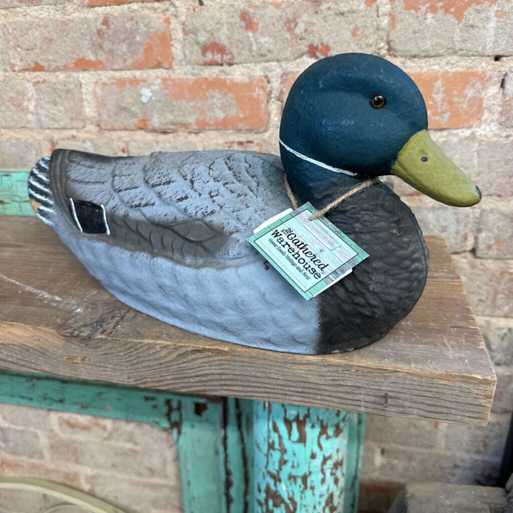 HAND CARVED DUCK DECOY