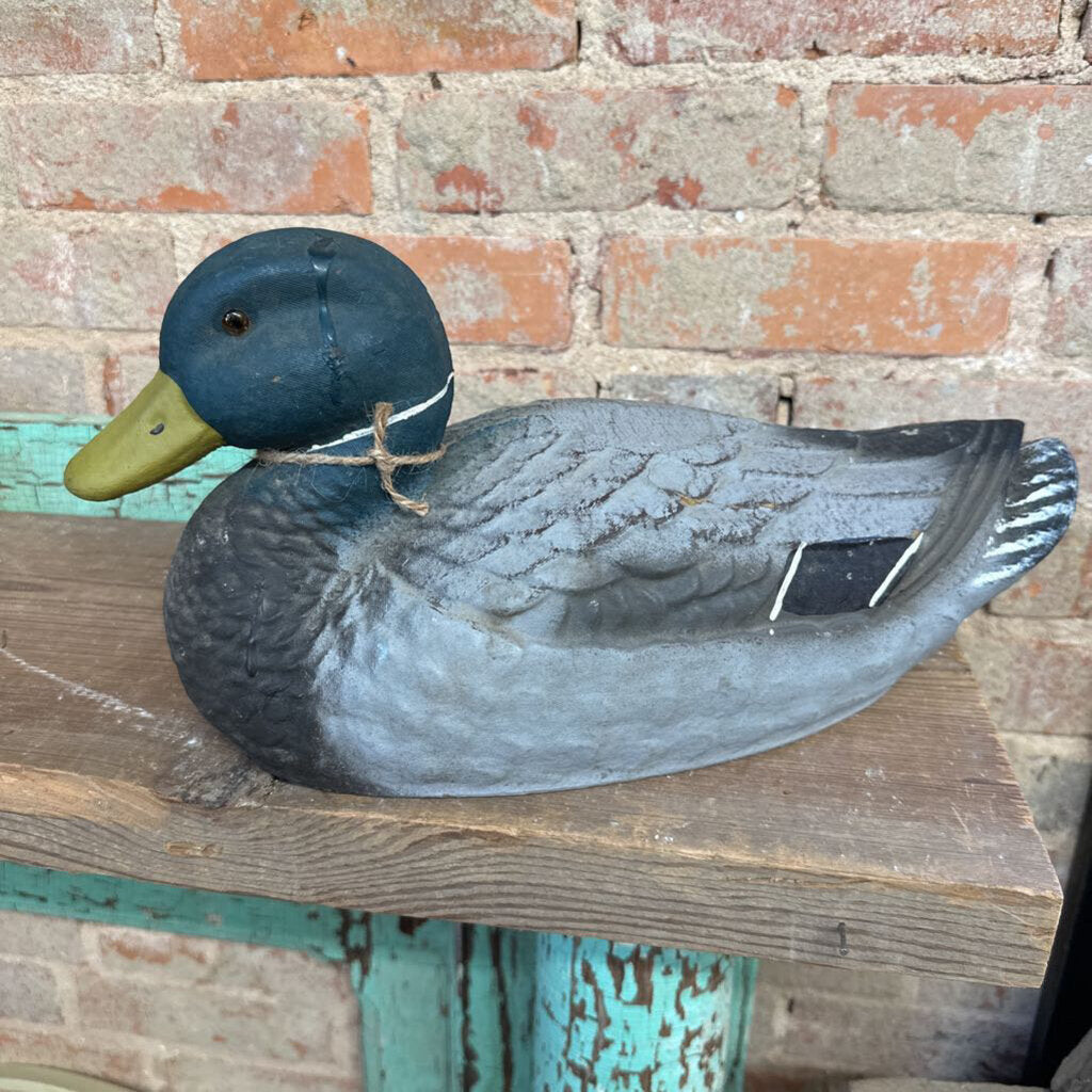 HAND CARVED DUCK DECOY