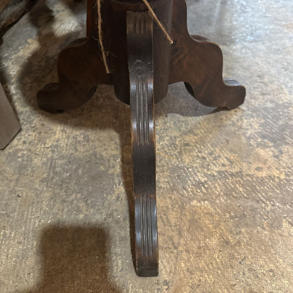 VINTAGE PIANO STOOL