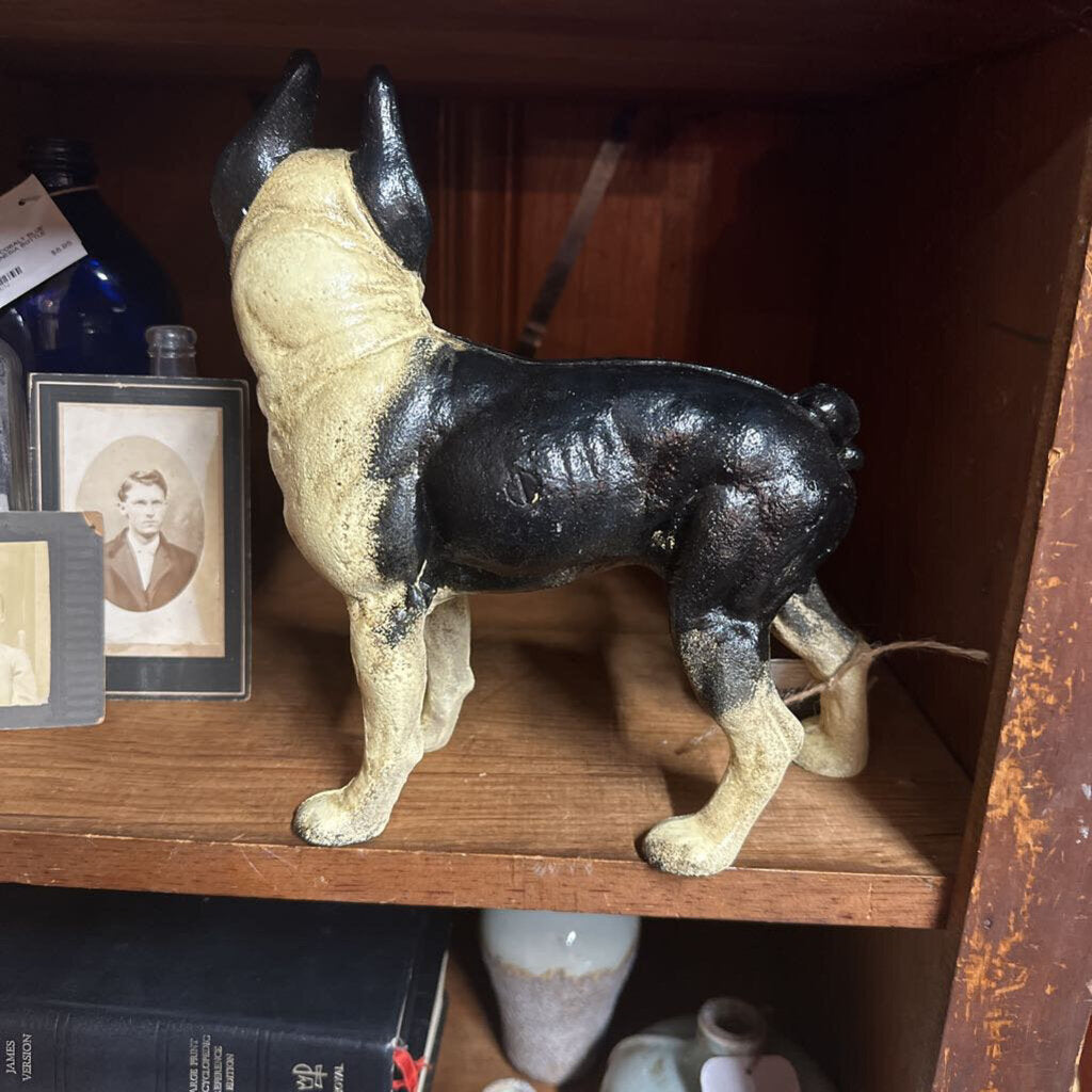 VINTAGE STYLE CAST IRON DOG